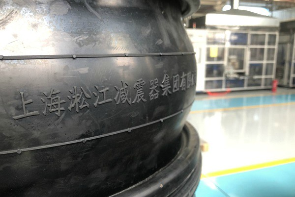 91视频网页版橡胶接头管体